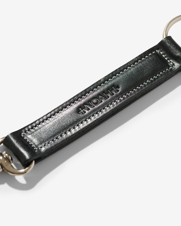 Noah - Leather Keychain - Detail