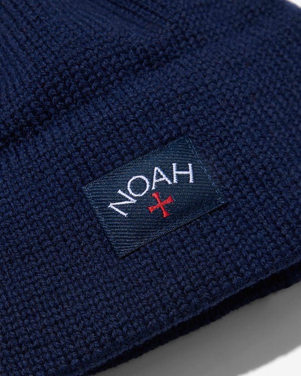 Noah - Wool Pom Pom Beanie - Detail