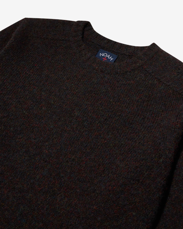 Noah - Classic Shetland Sweater - Detail